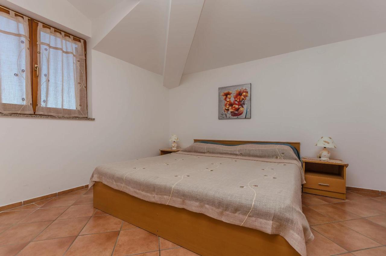 Apartments Villa Estella Srima Esterno foto