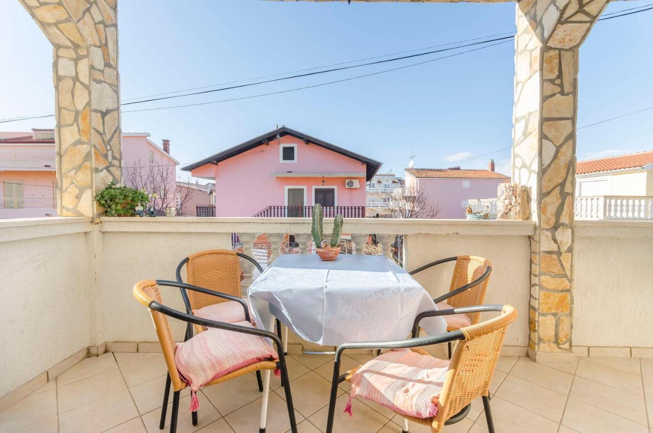 Apartments Villa Estella Srima Esterno foto